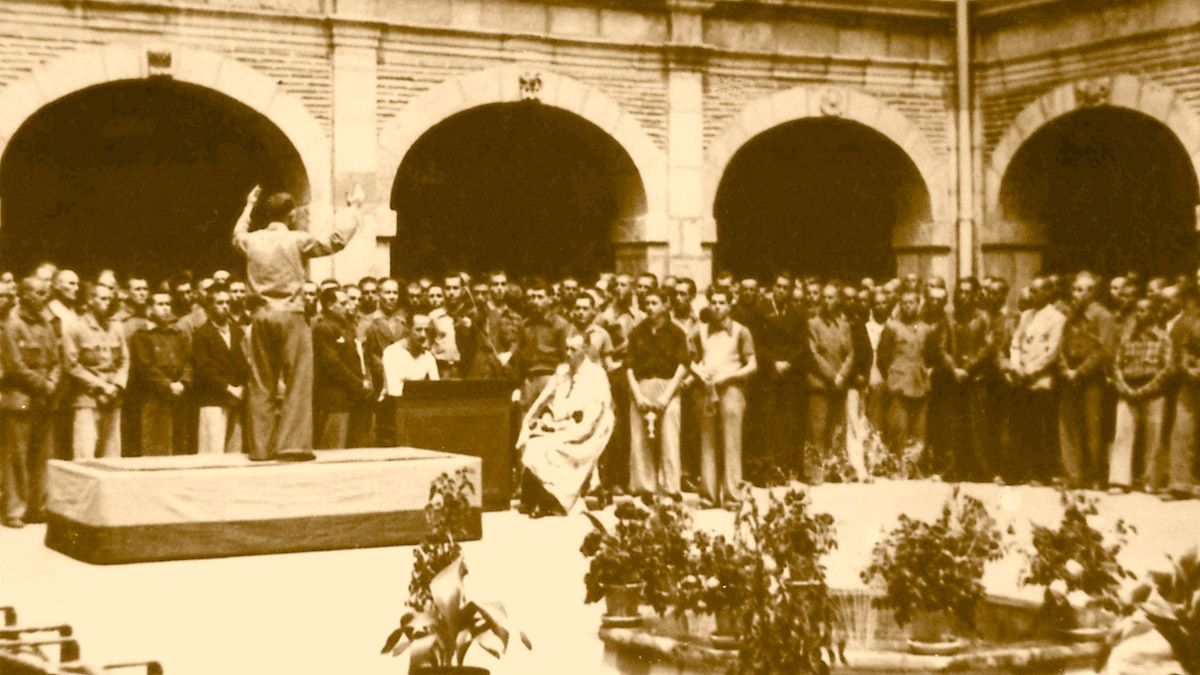 Campo de concentración de San Marcos en León. | CASTOR GONZÁLEZ OVIES