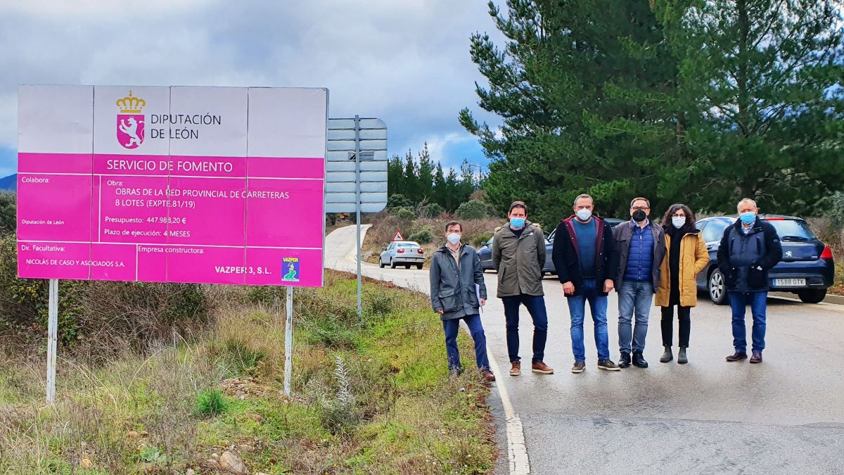 El diputado de Infraestructuras, representantes municipales y técnicos de las obras visitaron las tres actuaciones realizadas.