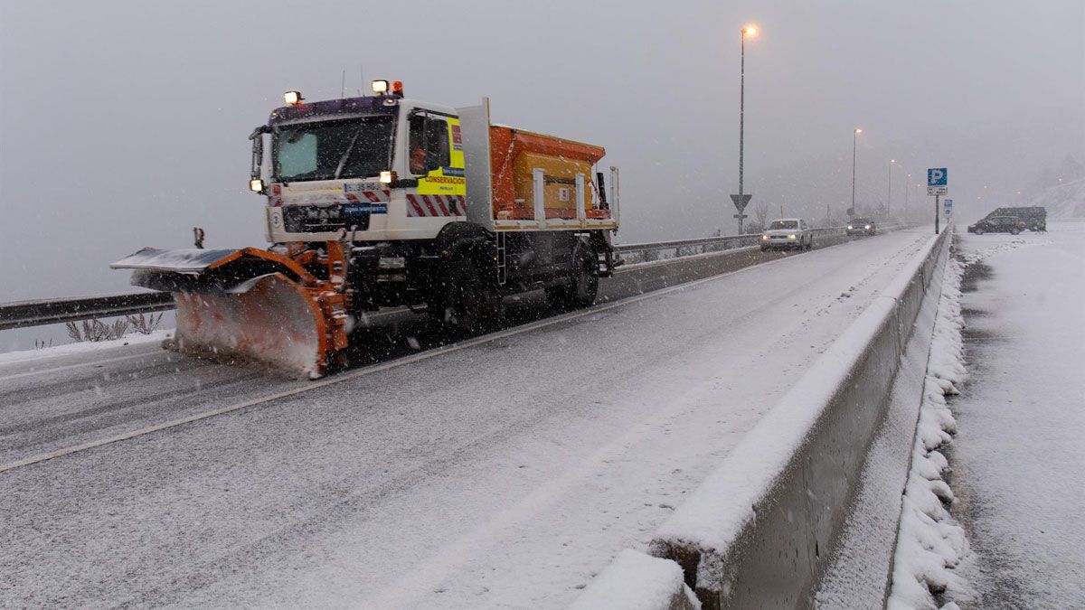 nieve-carreteras-trafico-512121.jpg