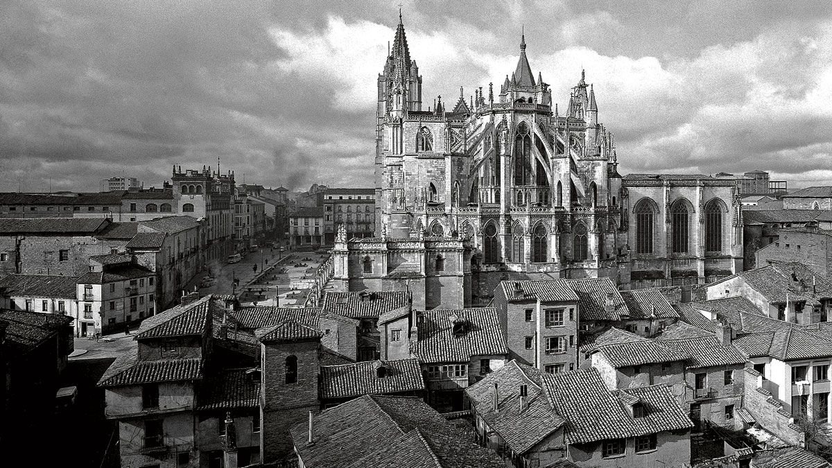 Ábside de la Catedral (25-2-1964). | MANUEL MARTÍN