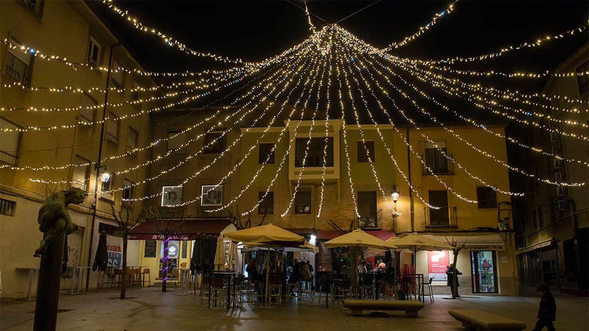 Las luces de Navidad son uno de los atractivos turísticos de estos meses. | L.N.C.
