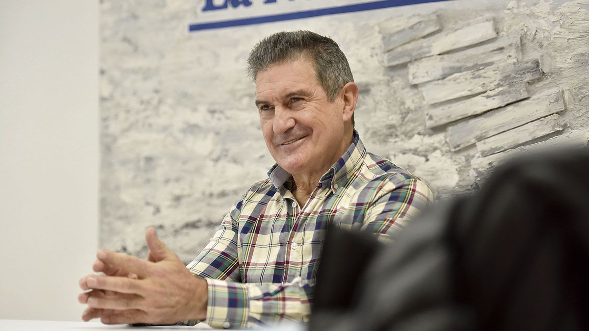 Manolo Cadenas, durante la entrevista en la sede de La Nueva Crónica. | SAÚL ARÉN