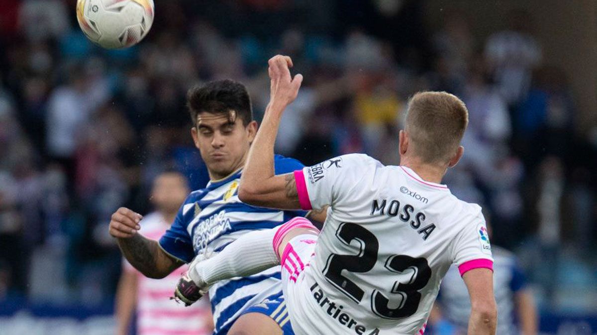 Un instante del Ponferradina-Oviedo de la primera vuelta. | LALIGA