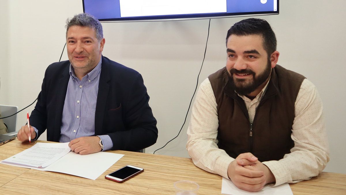Julio César Álvarez, presidente del Cel y Adrián Álvarez, presidente de Reule en una foto de archivo. | L.N.C.