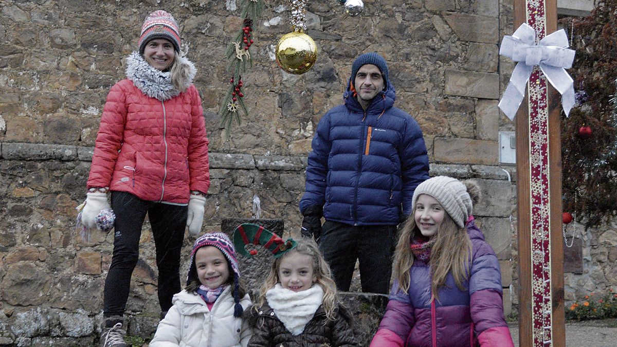 Ariane, Iriana e Irati temían que los reyes magos no se hubieran enterado de que habían venido para Tejerina. | F.F.