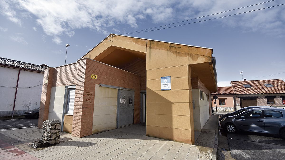 El consultorio médico de Cembranos. | SAÚL ARÉN El consultorio médico de Cembranos. | SAÚL ARÉN