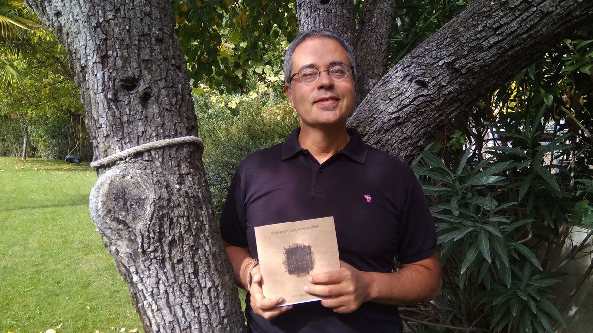 Fernández-Manso escala a catedrático en el plantel del Campus de Ponferrada.