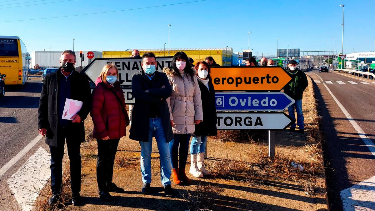 Luis Mariano Santos durante su visita a San Andrés del Rabanedo. | L.N.C.