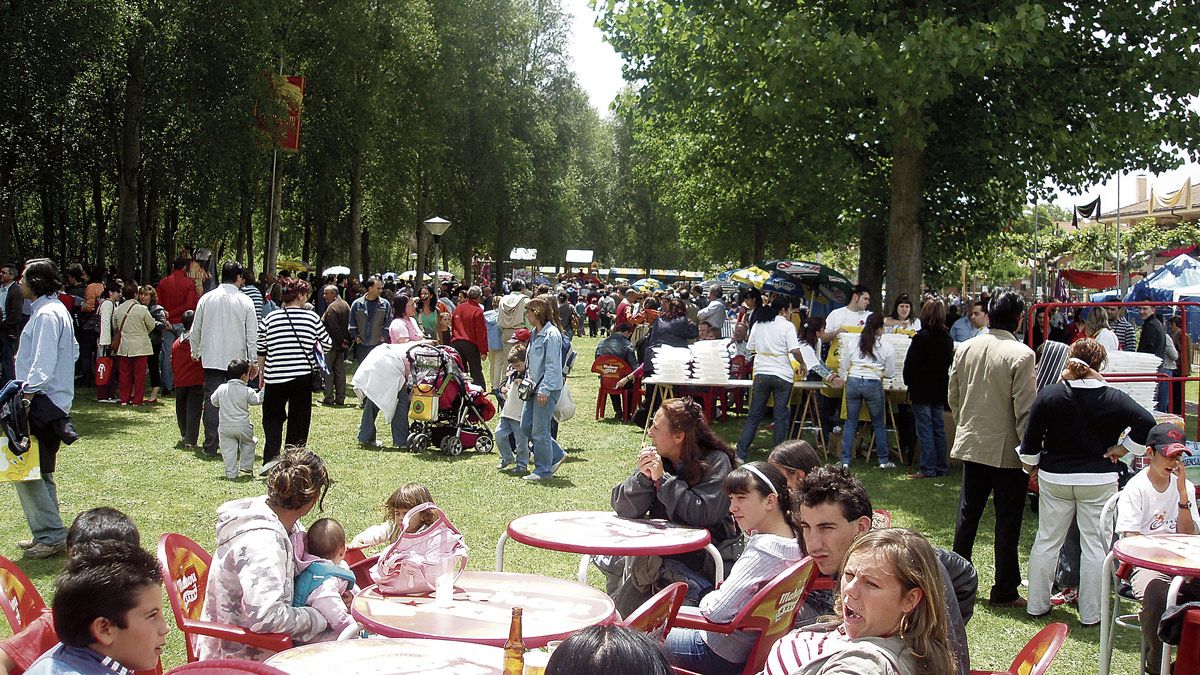 Imagen de archivo de unas fiestas en el municipio de Villaquilambre. | V.Q.