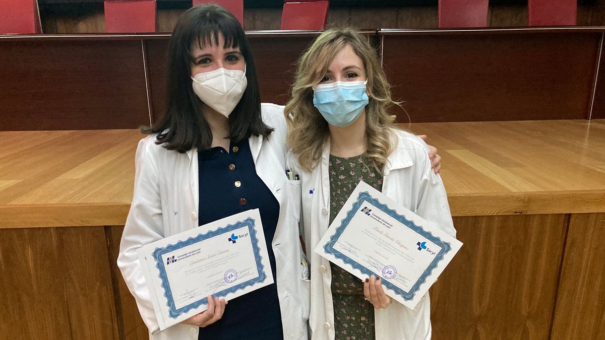 Cristiana Sieiro y Paula García, ganadoras del tercer Premio de Investigación Residentes del Caule. | ICAL Cristiana Sieiro y Paula García, ganadoras del tercer Premio de Investigación Residentes del Caule. | ICAL