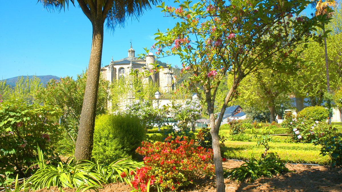 El Jardín Romántico es uno de los lugares  más emblemáticos en Villafranca. | RAMON CELA