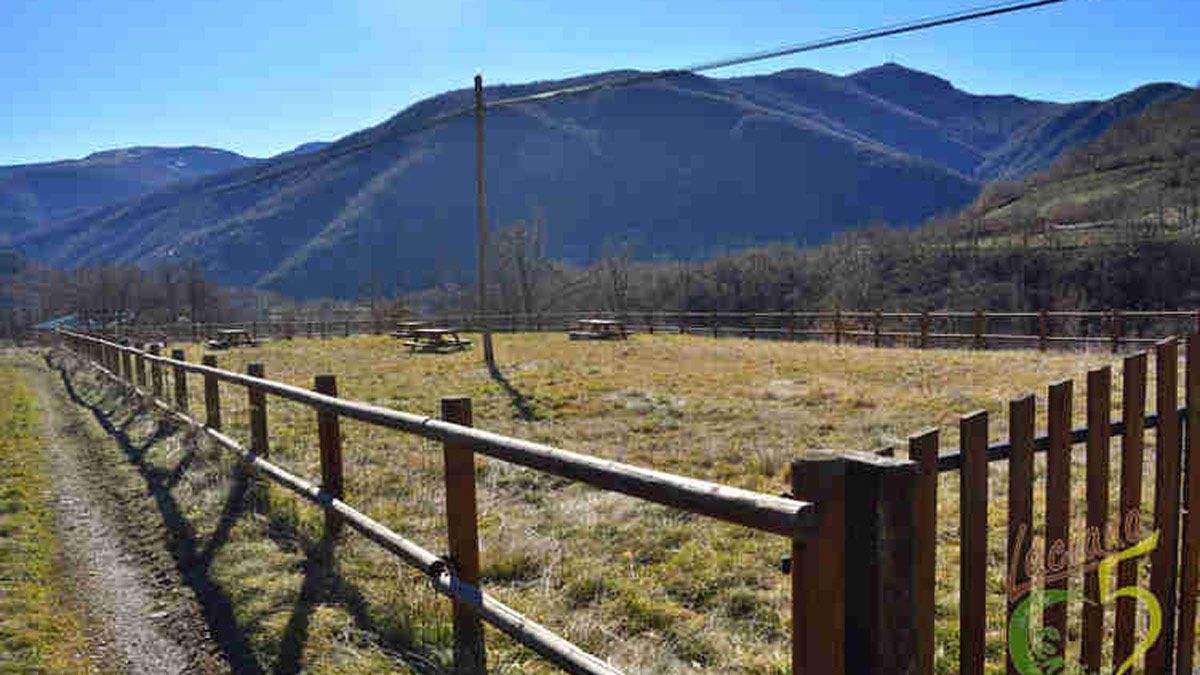 El proyecto se llevará a cabo en el terreno anexo a la Ermita de las Nieves en Sosas de Laciana. | L5S