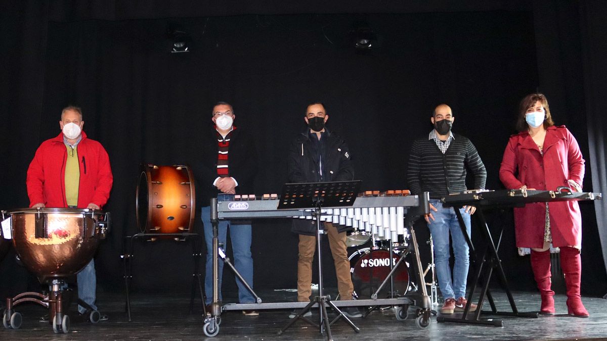 La educación musical sale reforzada en Sariegos tras el compromiso de la firma de supermercados Lupa.