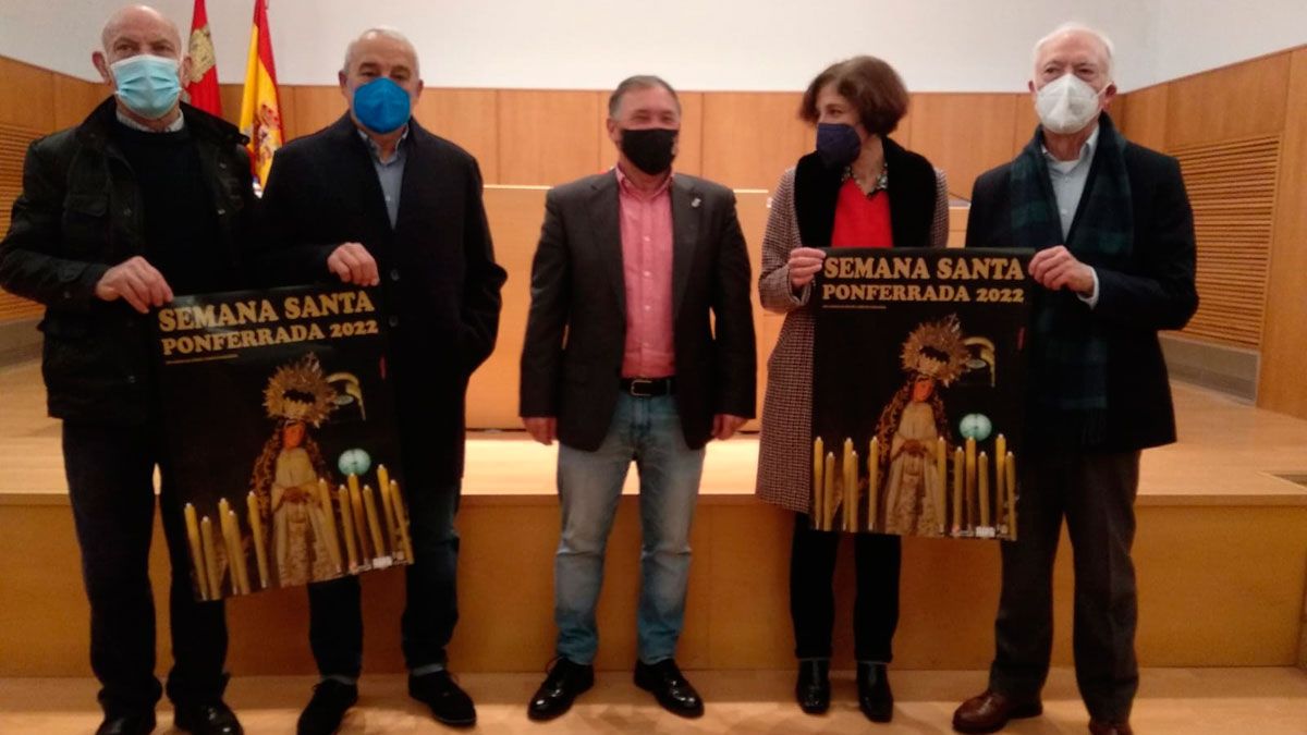 Presentación del cartel anunciador de la Semana Santa en Ponferrada.