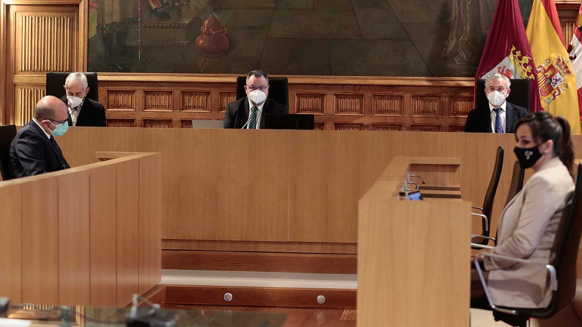 Imagen de archivo de un pleno de la Diputación de León. | ICAL