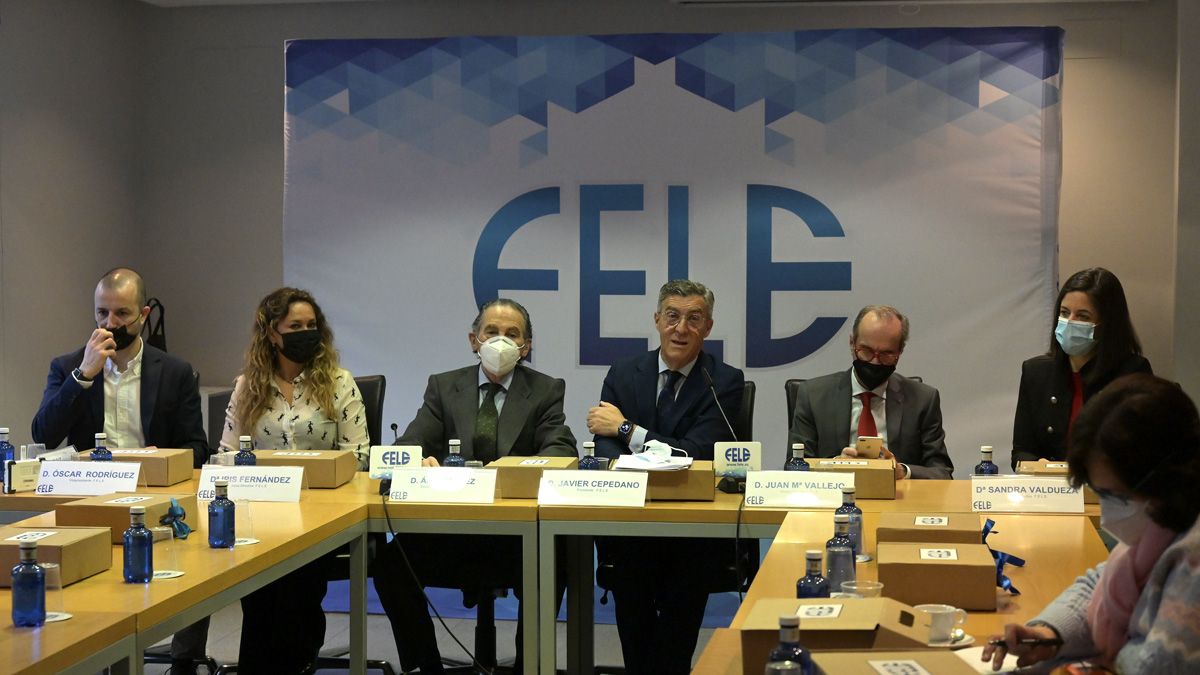 Óscar Rodríguez, Iris Fernández, Álvaro Díez, Javier Cepedano, Juan María Vallejo y Sandra Valdueza. | MAURICIO PEÑA