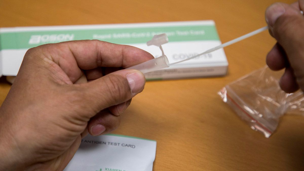 Imagen de archivo de un test autodiagnóstico de Covid. | ICAL
