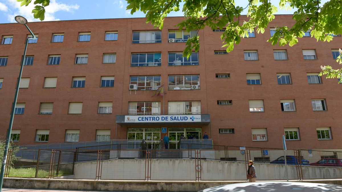 Imagen de archivo del centro de salud José Aguado. | MAURICIO PEÑA Imagen de archivo del centro de salud José Aguado. | MAURICIO PEÑA