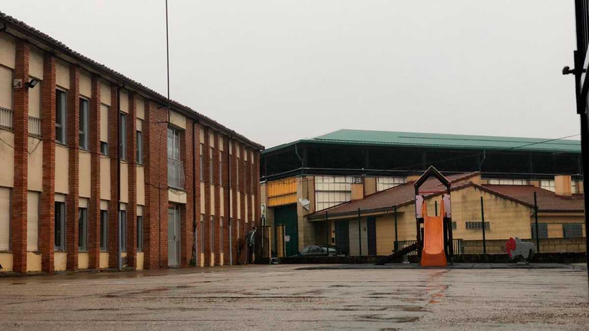 Instalaciones de Ceip Santo Tirso de La Vecilla. | L.N.C.