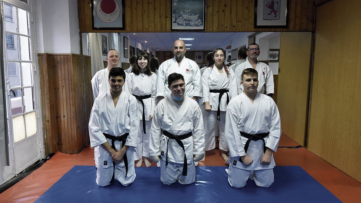 karate-club-ii-leon-25032022.jpg karate-club-ii-leon-25032022.jpg