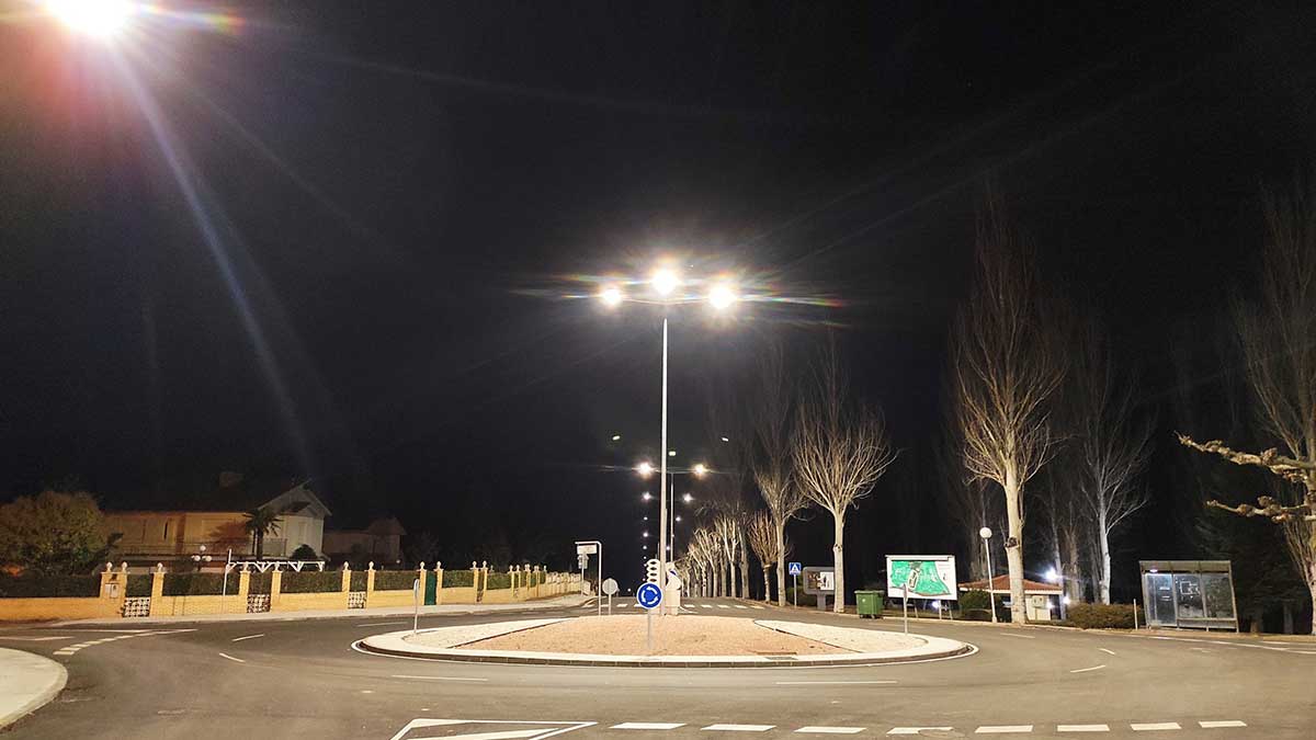 La nueva iluminación en esta zona del municipio coyantino. | L.N.C.