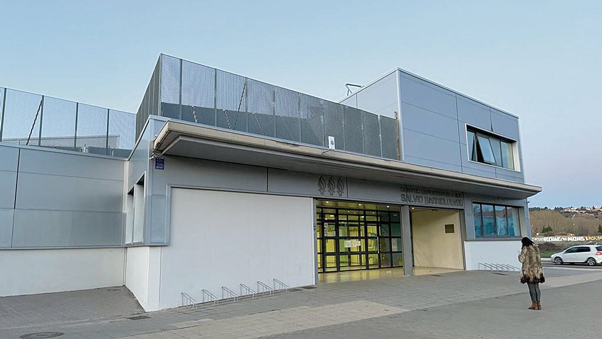 Imagen del polideportivo Salvio Barrioluengo. | SAÚL ARÉN Imagen del polideportivo Salvio Barrioluengo. | SAÚL ARÉN