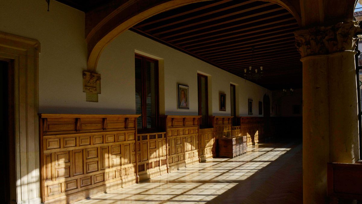 Imagen de archivo del interior de la sede de la Diputación de León. | MAURICIO PEÑA