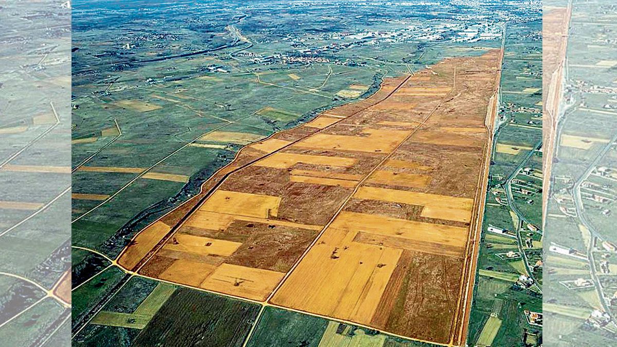 Vista de los terrenos donde se ha planteado el proyecto de la plataforma de Torneros. | L.N.C.