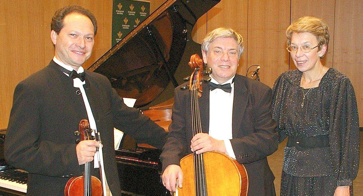 Los intérpretes rusos Mikhail Spivak, Vladimir Atapin y Olga Semushina.