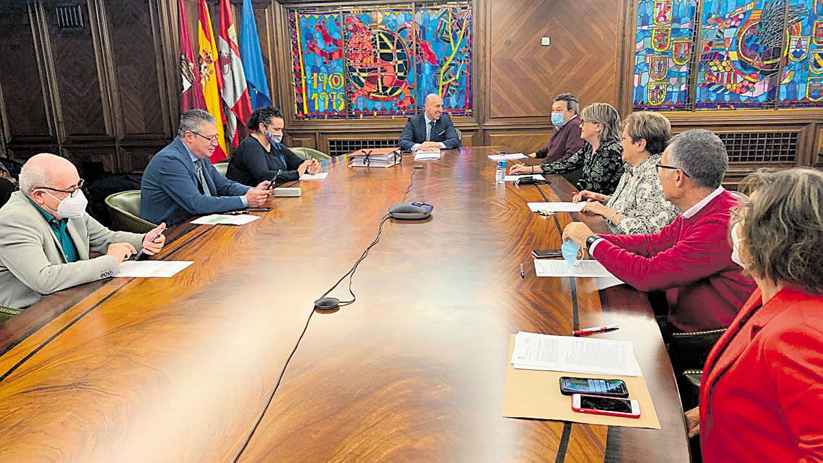 Reunión de la Junta de Gobierno Local del Ayuntamiento de León. | L.N.C.