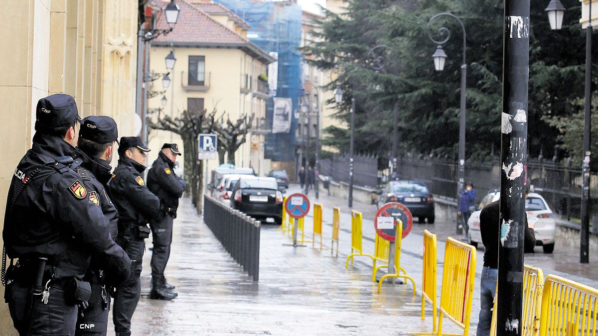 El juicio se celebrará en la Audiencia Provincial durante dos días, el lunes 25 y el miércoles 27. | ICAL