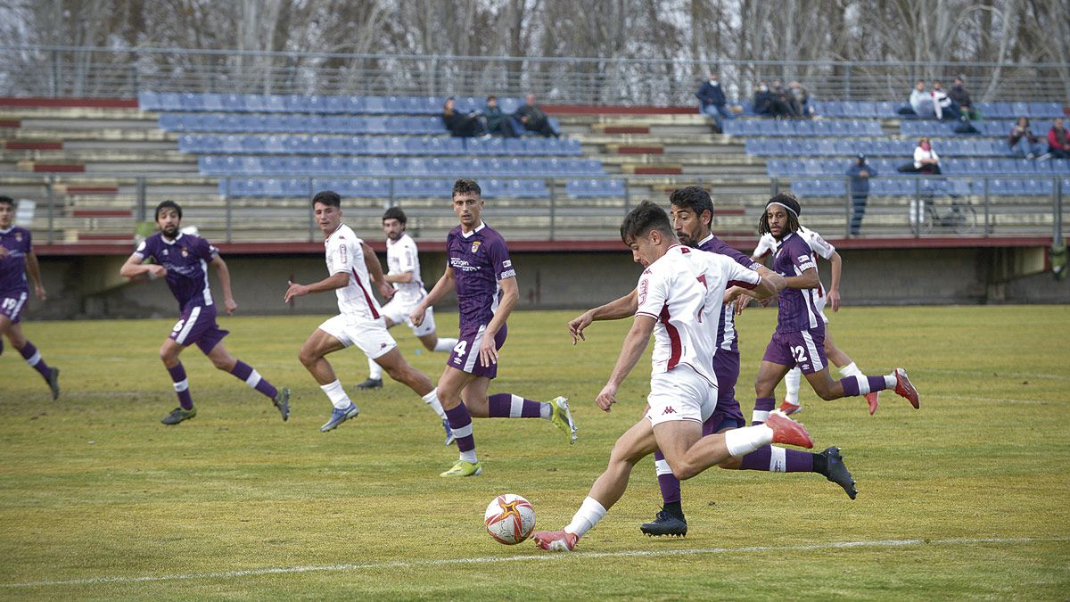 El Júpiter Leonés necesita un milagro en la última jornada. | MAURICIO PEÑA