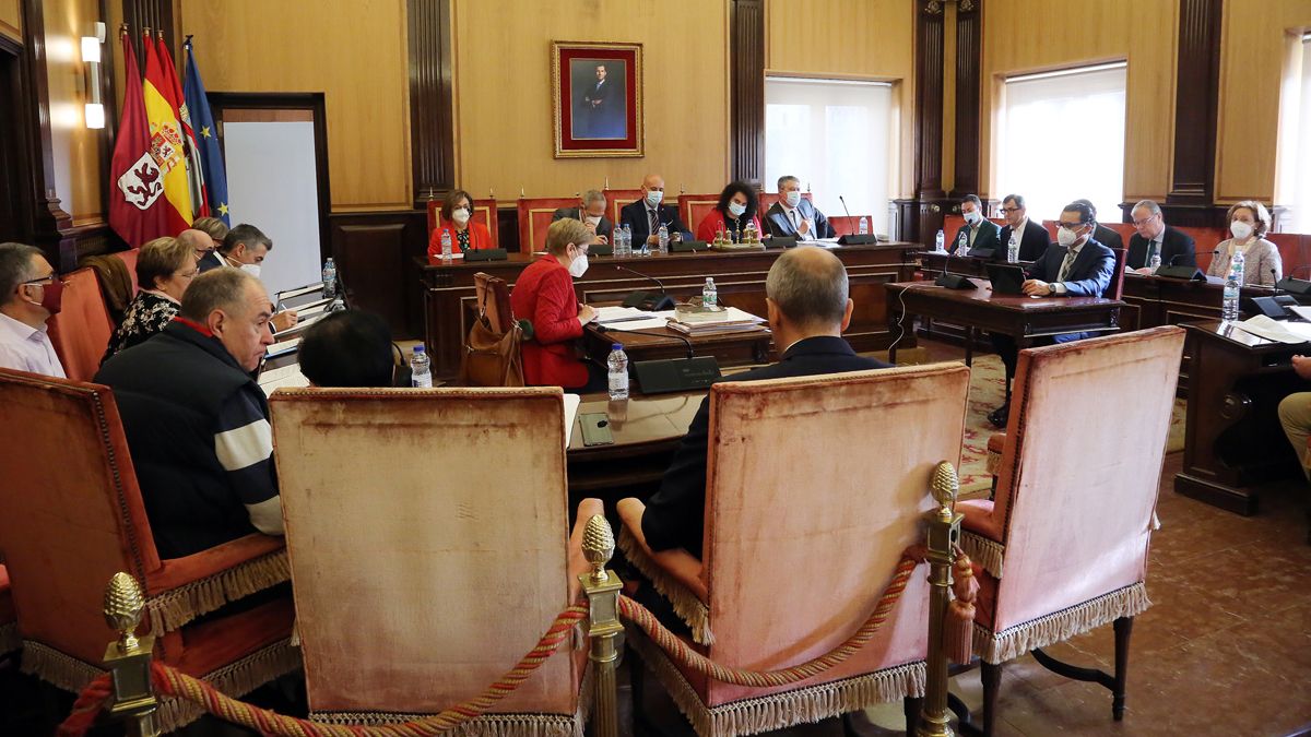 pleno-09.04.21.jpg