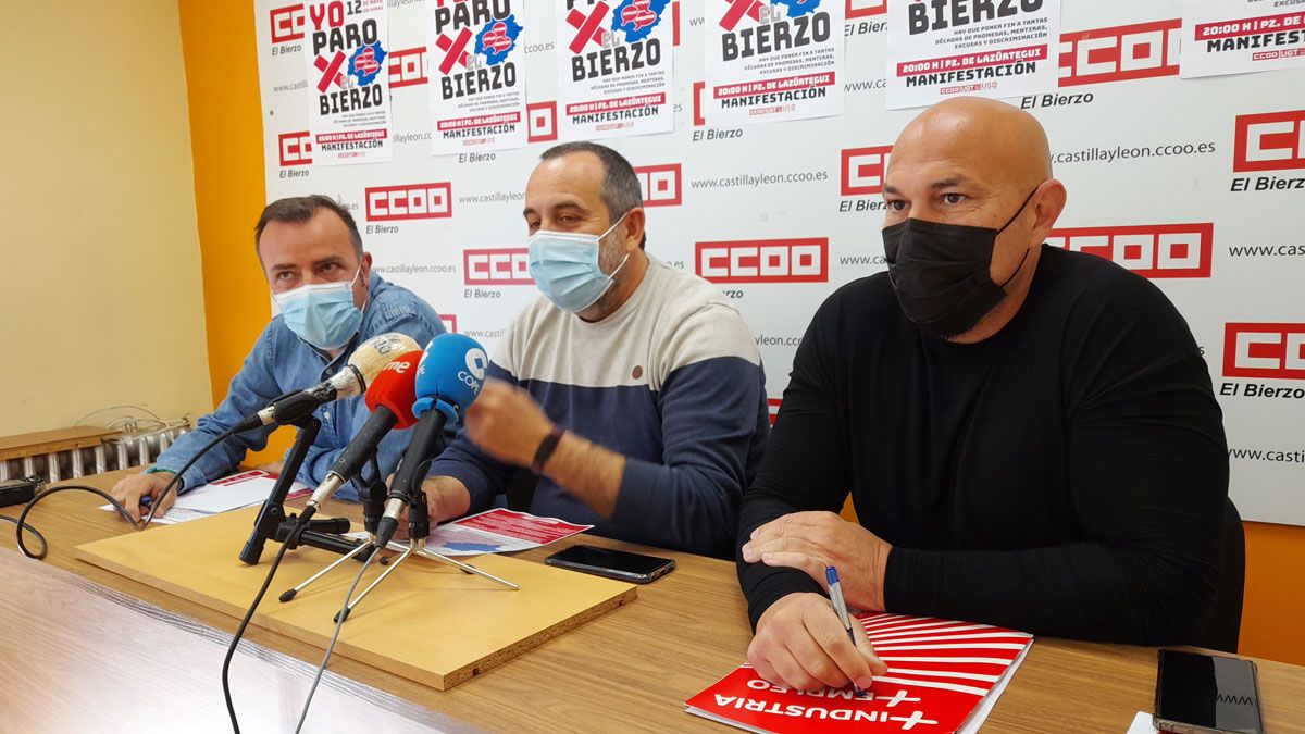 Presentación de la movilización del 12 de mayo con los tres sindicatos adheridos a la misma. | MAR IGLESIAS Presentación de la movilización del 12 de mayo con los tres sindicatos adheridos a la misma. | MAR IGLESIAS