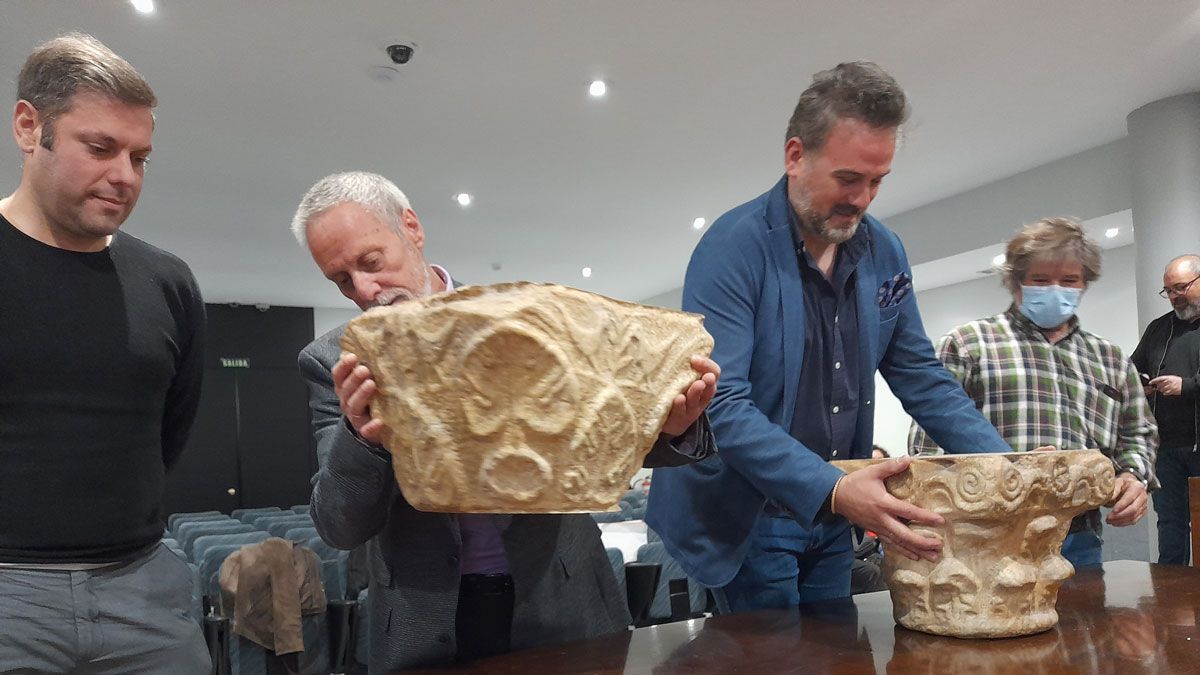 Presentación de las dos piezas inmortalizadas en 3D. | MAR IGLESIAS