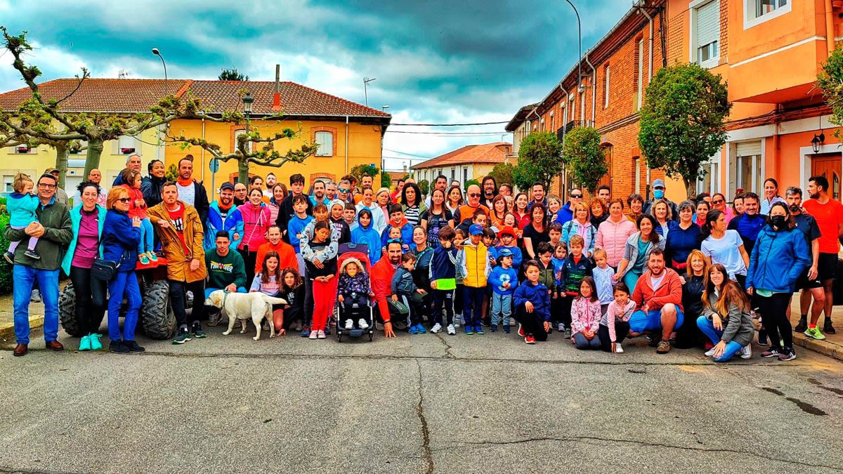 Foto de grupo de los participantes en la prueba. | L.N.C.