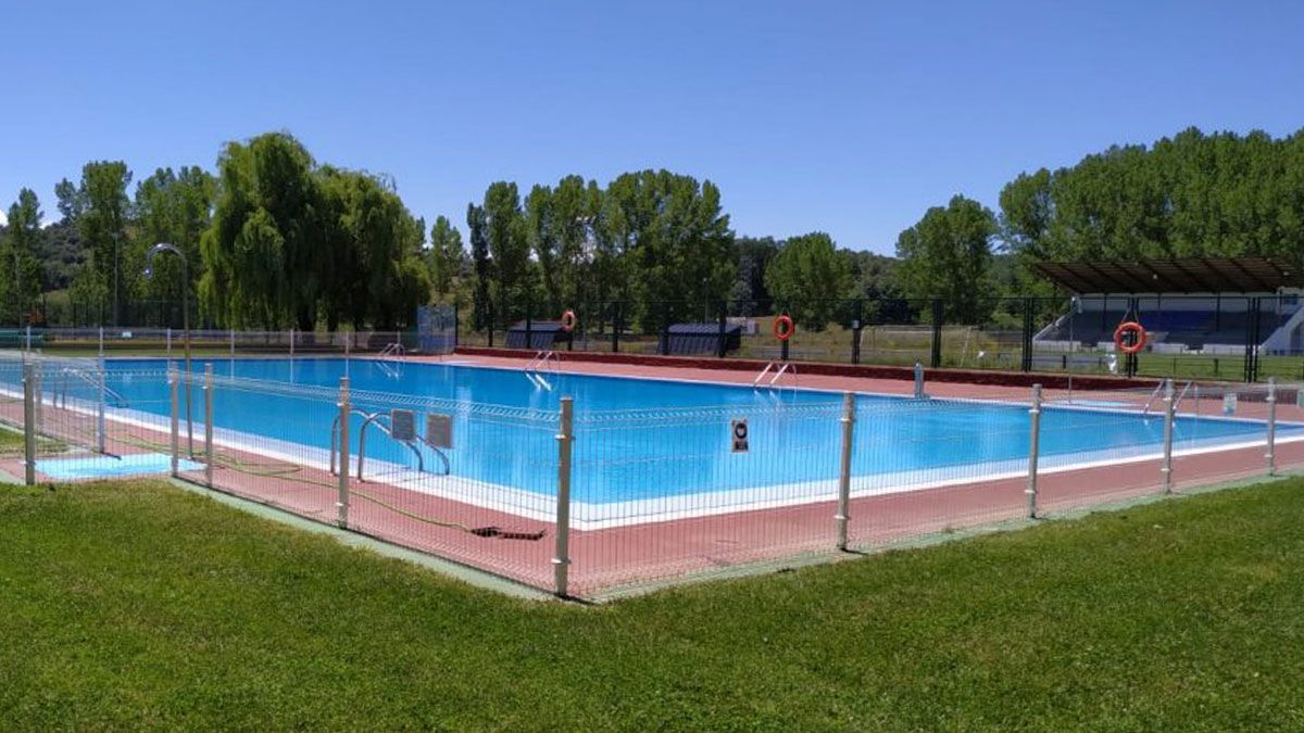 Imagen de las piscinas de Toreno. Imagen de las piscinas de Toreno.
