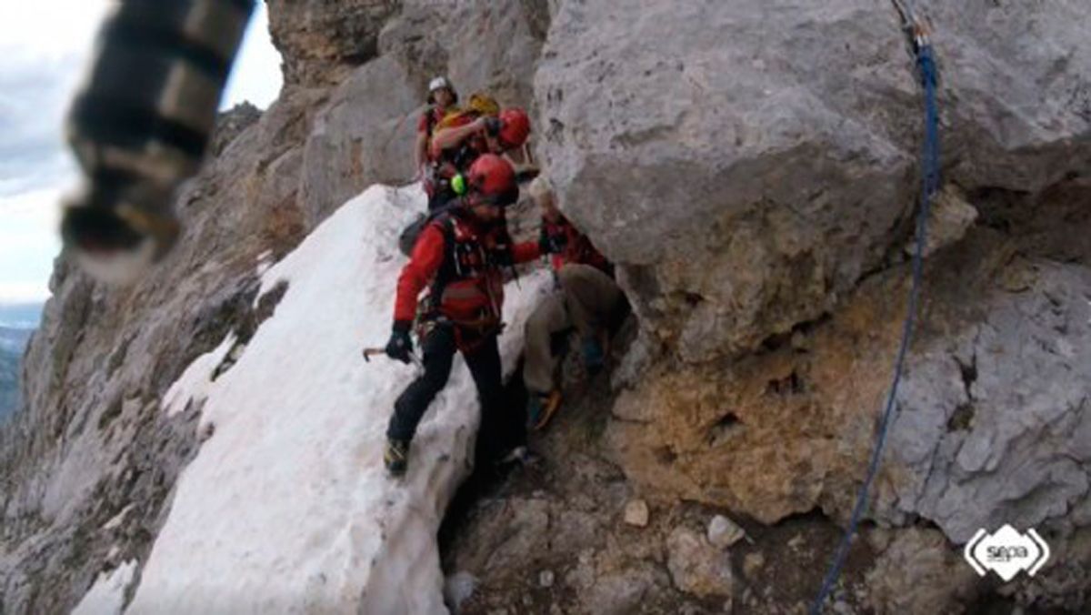 rescate-montaneros-belgas-19052022.jpg rescate-montaneros-belgas-19052022.jpg
