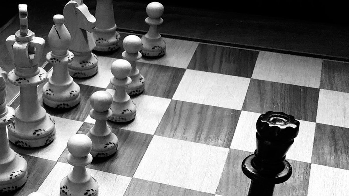 Tal vez el Geofeminismo se entiende mejor en un tablero de ajedrez. | SANDRA G.V. Tal vez el Geofeminismo se entiende mejor en un tablero de ajedrez. | SANDRA G.V.