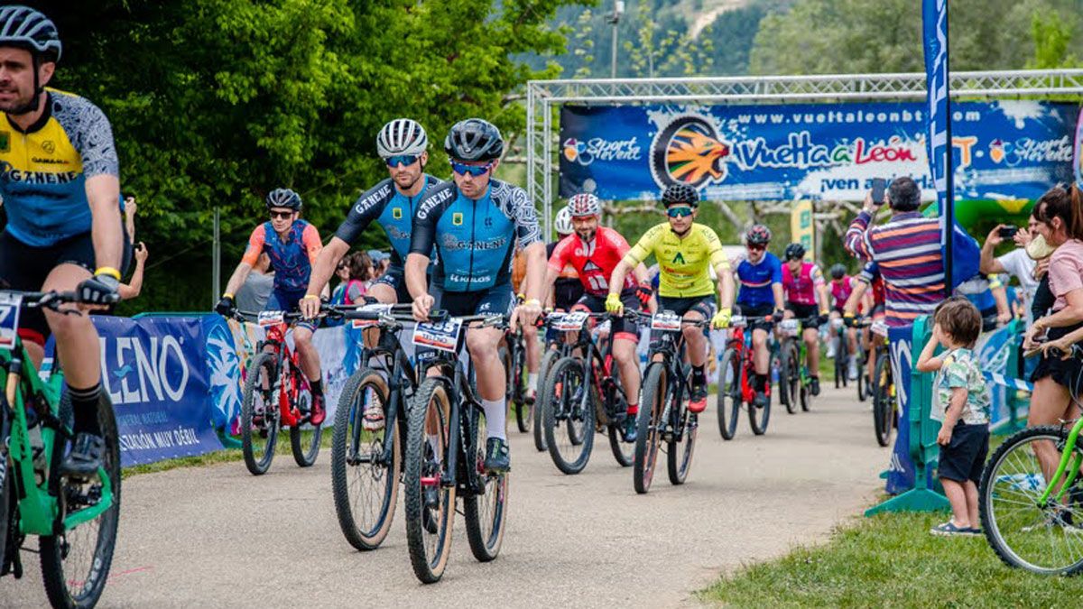 La BTT, en la imagen Boñar en la Vuelta a León, será protagonista. | ISABEL G. DÍEZ