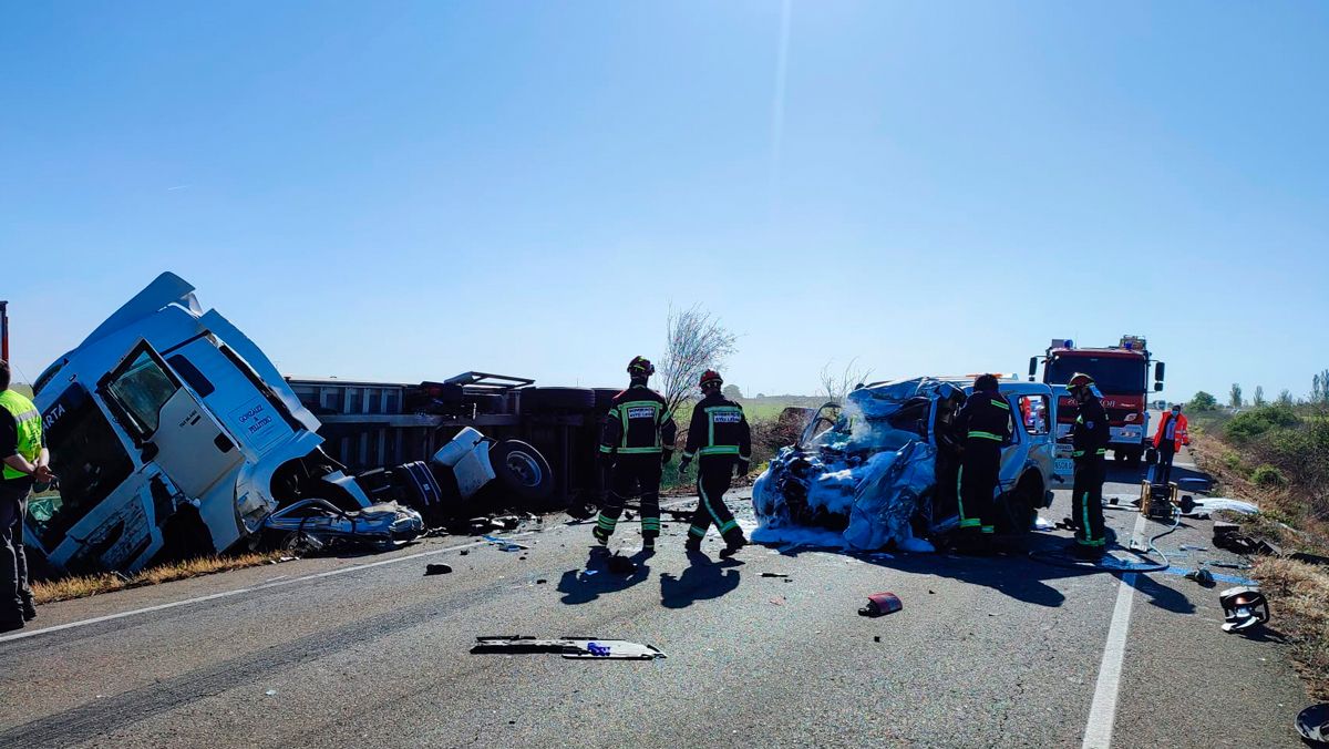 accidente-bercianos-del-paramo-26052022.jpg