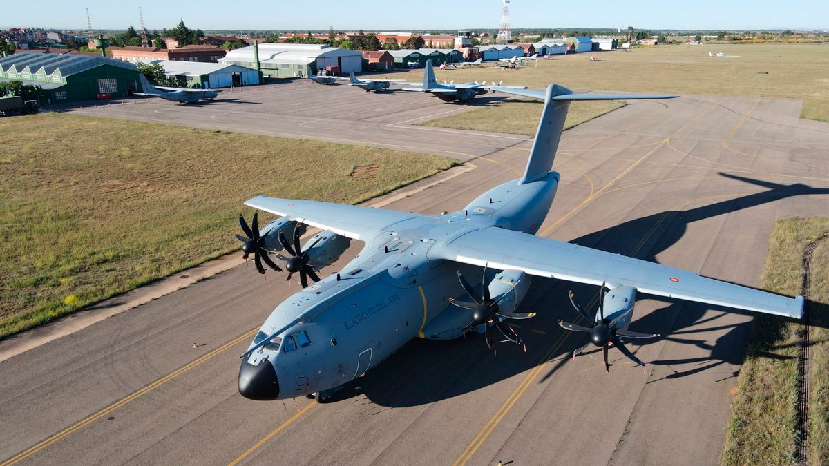 avion-a400m-la-virgen-del-camino-27052022.jpg