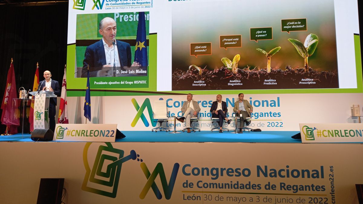 Un momento de la intervención de José Luis Molina, presidente del grupo Hispasec. | L.N.C. Un momento de la intervención de José Luis Molina, presidente del grupo Hispasec. | L.N.C.