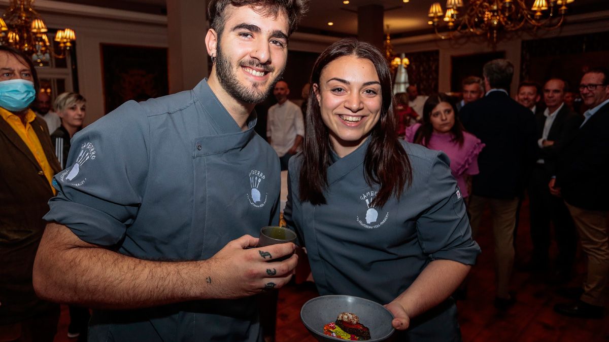 Los chefs ganadores, del restaurante Gamberro de Zaragoza. | ICAL