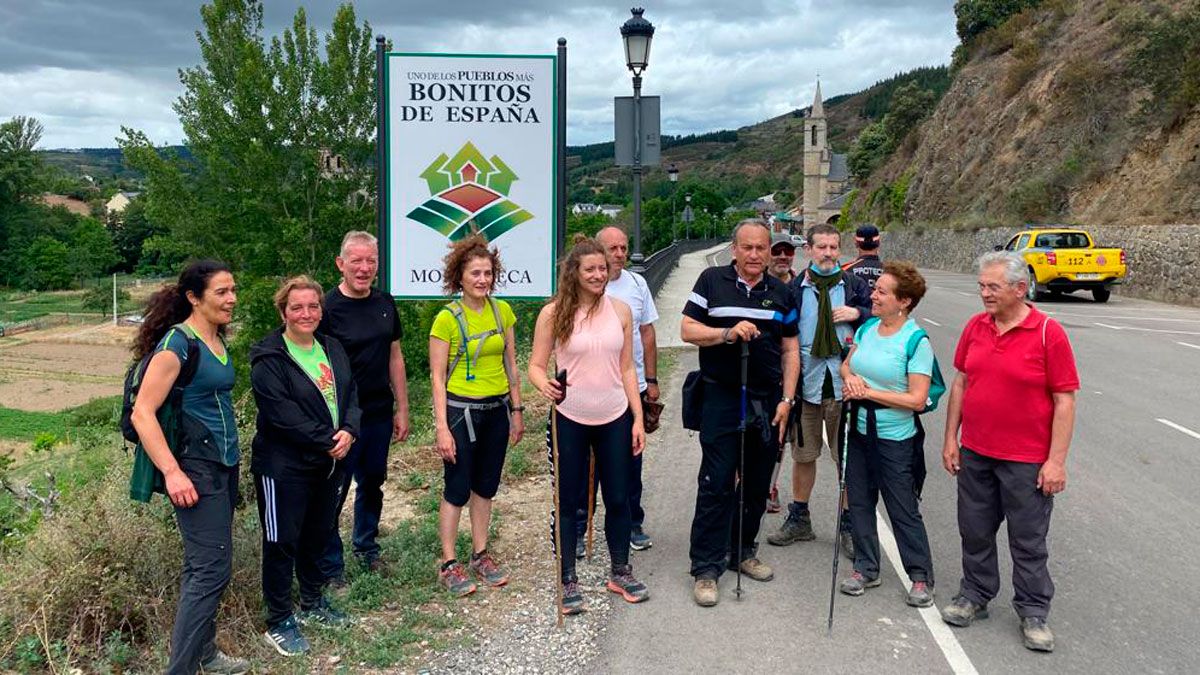 La delegada en su camino por la Ruta Jacobea.