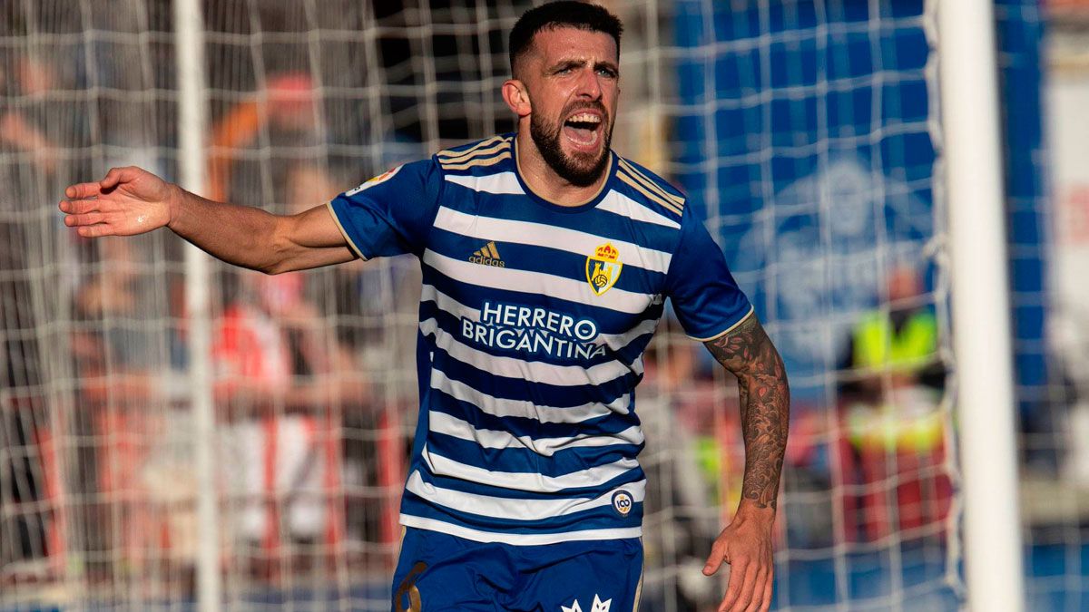 Agus Medina celebra un gol con la camiseta de la Deportiva | S.D.P.