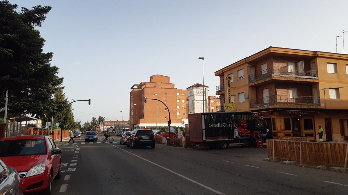 Semáforo colocado en las inmediaciones de San Juan de Dios. | L.N.C. Semáforo colocado en las inmediaciones de San Juan de Dios. | L.N.C.