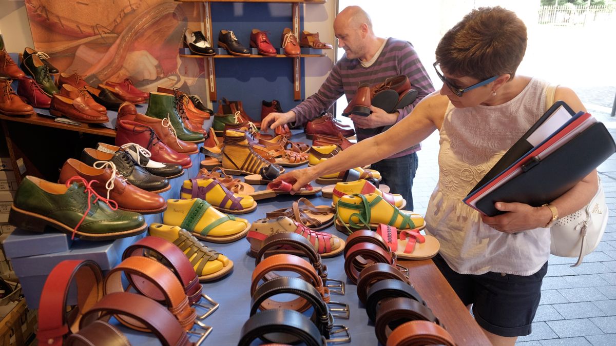 La Feria de Artesanía comenzará este viernes. | DANIEL MARTÍN