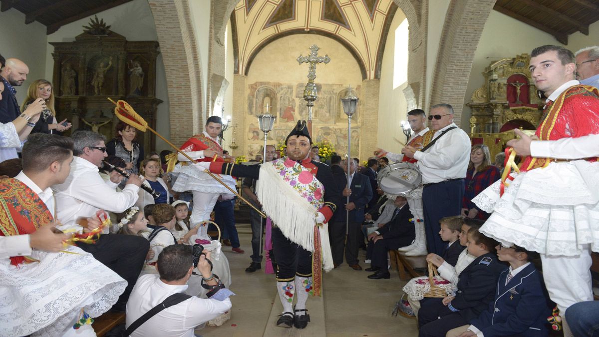 Foto de archivo de San Sebastián durante una procesión de años anteriores. | MAURICIO PEÑA