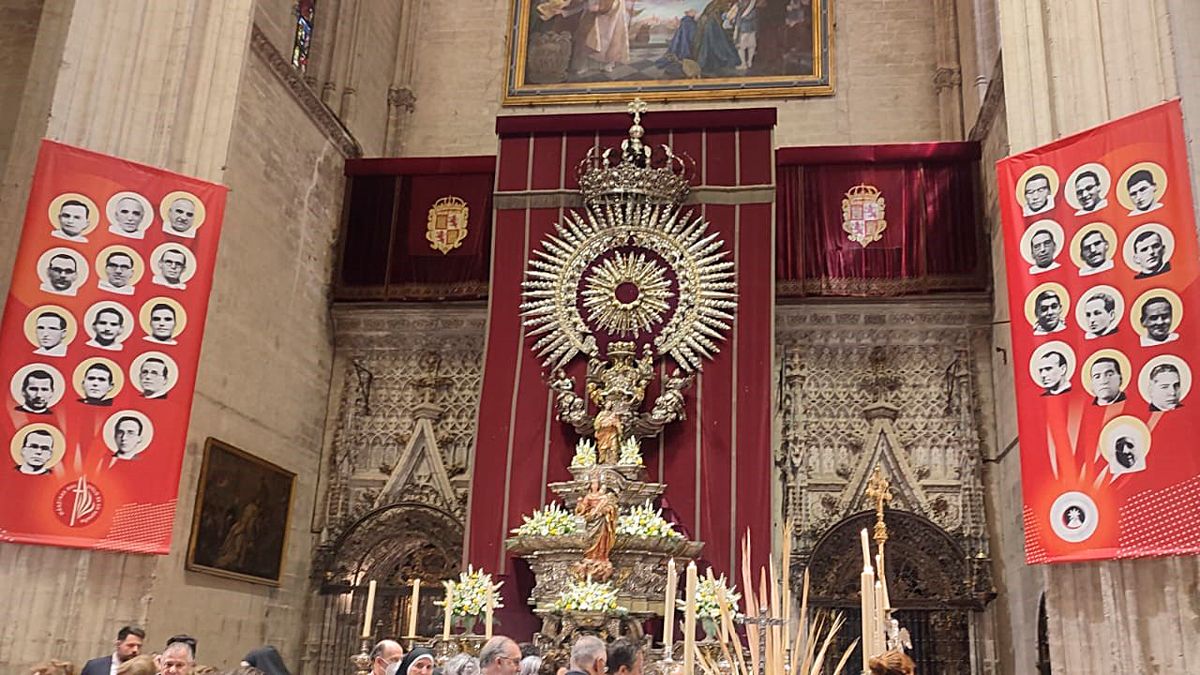 La Catedral de Sevilla ha acogido la beatificación. | L.N.C.